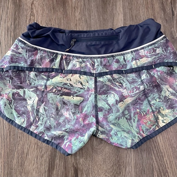 Rare Lululemon shorts - Picture 2 of 2